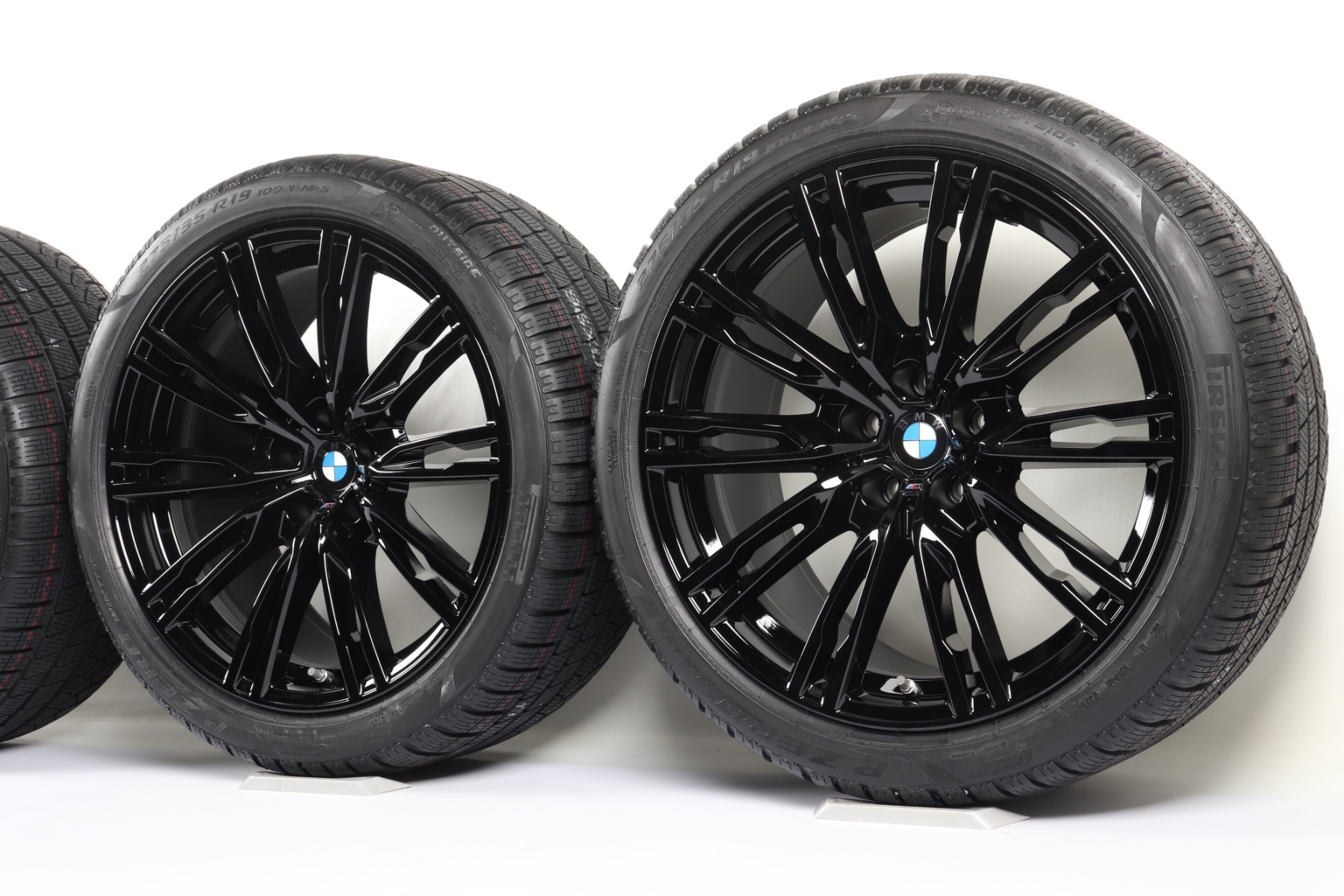 BMW Winterkompletträder M2 G87 M3 G80 G81 M4 G82 G83 19 Zoll Styling 829 M Doppelspeiche Goodyear Ultragrip Performance 3