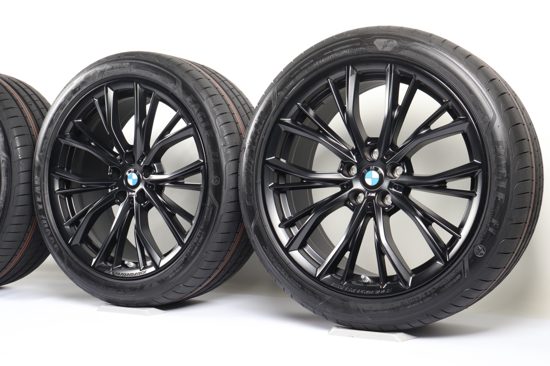 BMW Sommerkompletträder 5er G30 G31 19 Zoll Styling 786 M Doppelspeiche Hankook Ventus S1 evo3
