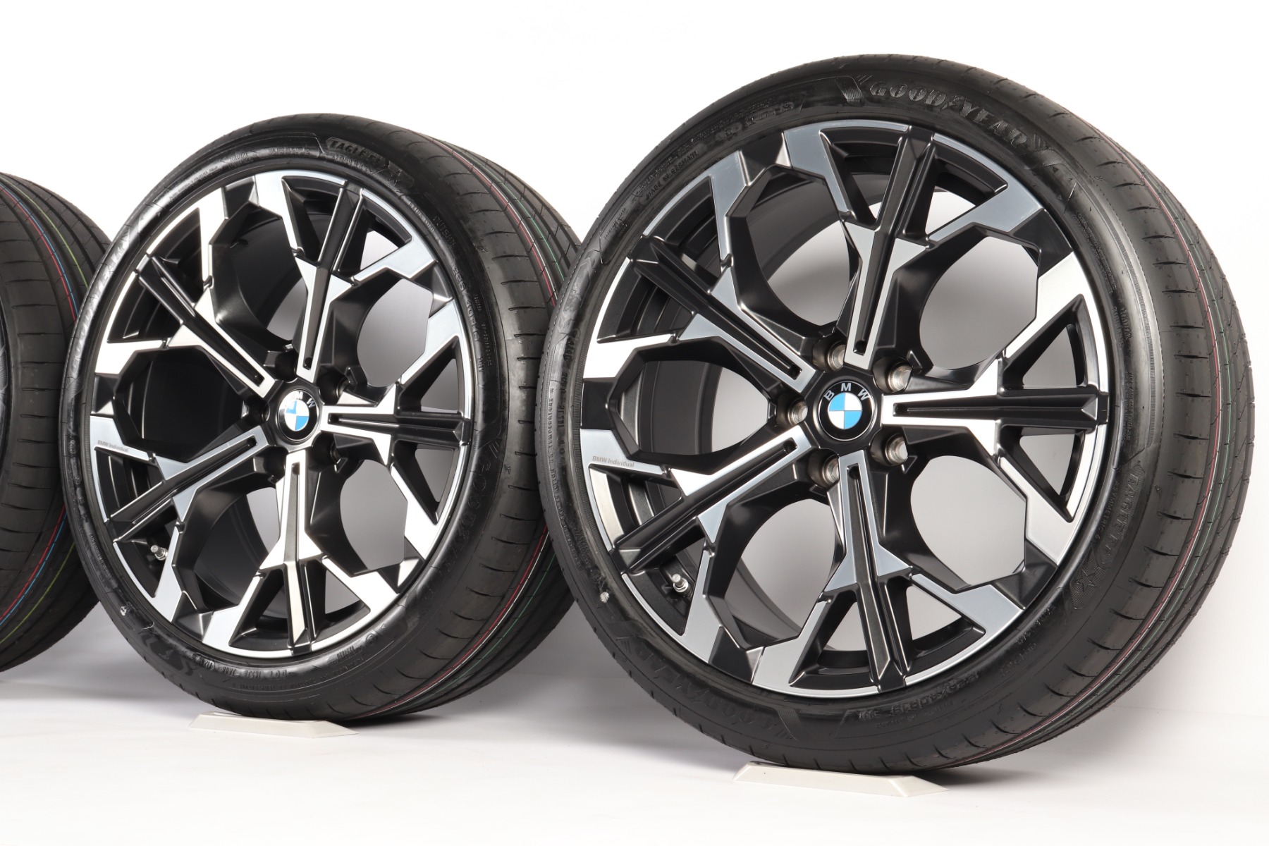 BMW Summer Wheels 3 Series G20 G21 2 Series G42 4 Series G22 G23 19 Inch Styling 1038 i Y-spoke