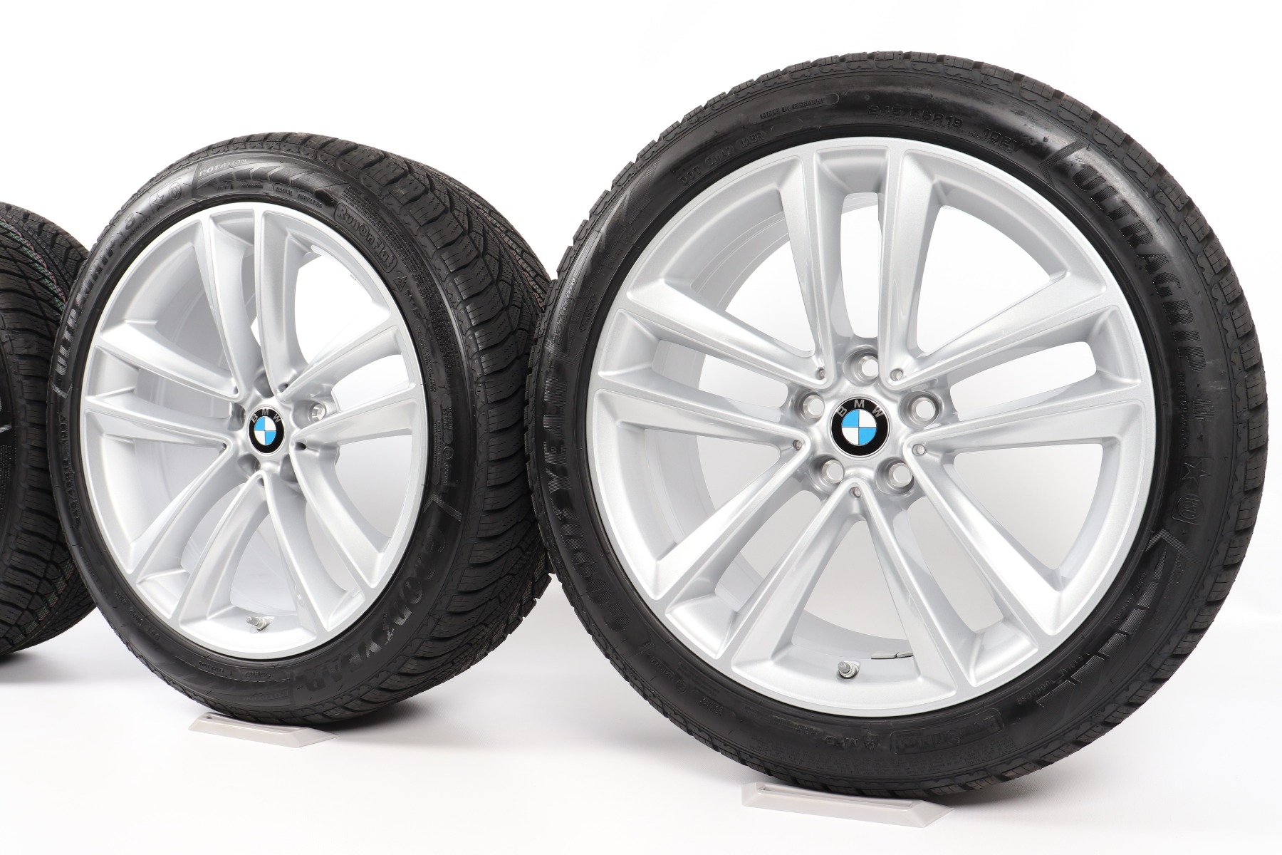 BMW Winterkompletträder 6er G32 7er G11 G12 19 Zoll Styling 630 Doppelspeiche Goodyear UltraGrip 8 Performance
