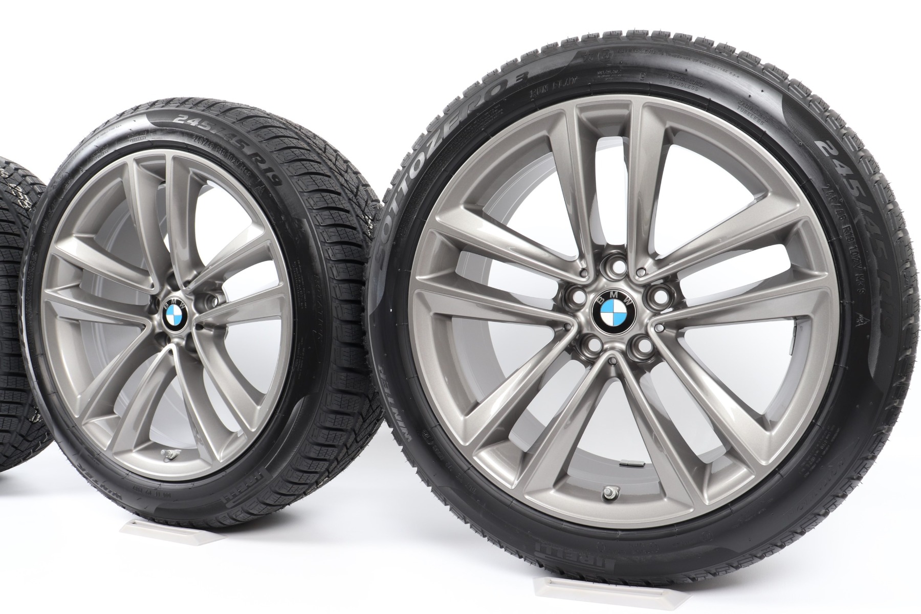 BMW Winterkompletträder 6er G32 7er G11 G12 19 Zoll Styling 630 Doppelspeiche Pirelli Winter Sottozero 3