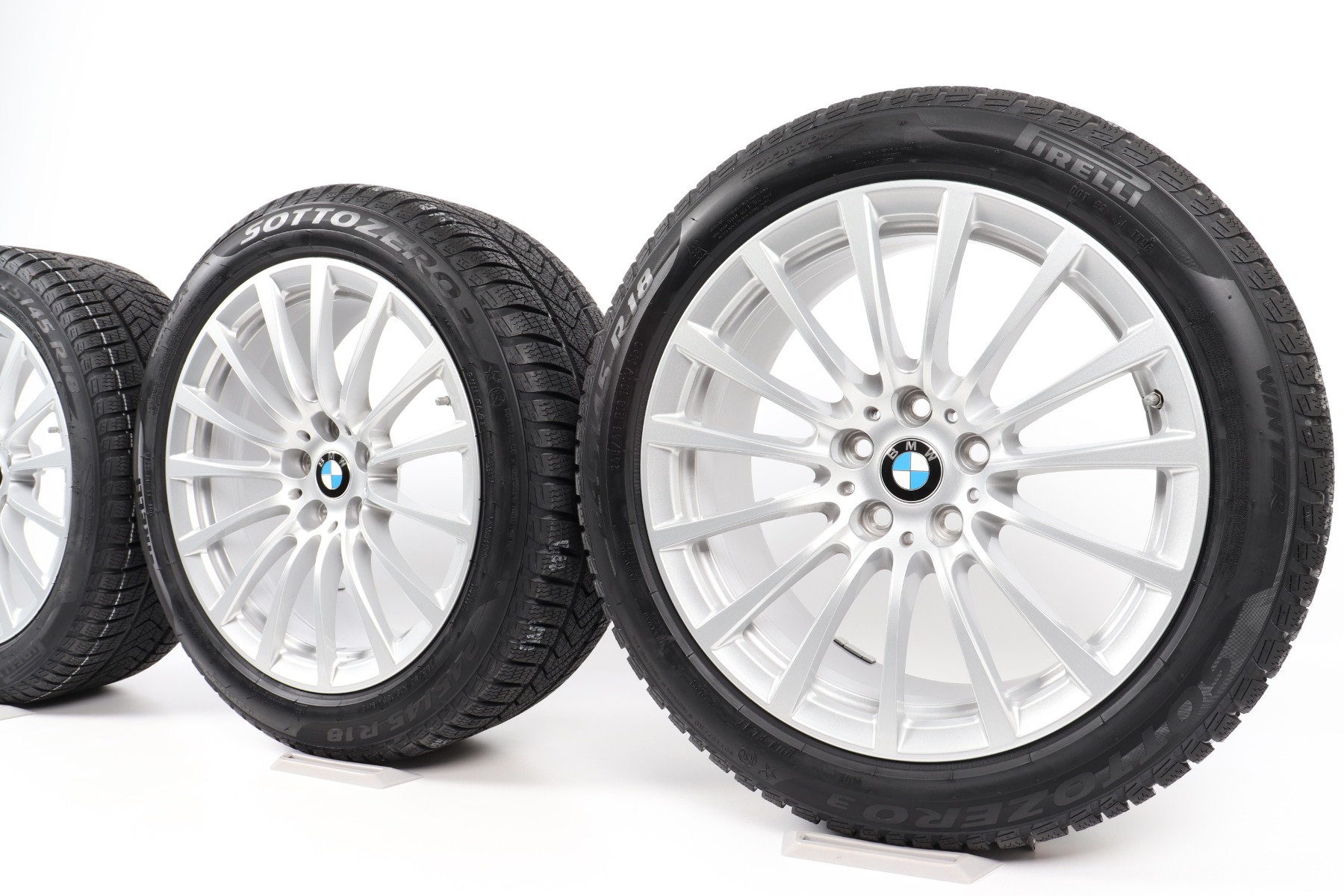 BMW Ganzjahresräder 5er G30 G31 18 Zoll Styling 619 Vielspeiche Goodyear Vector 4 Seasons GEN-3