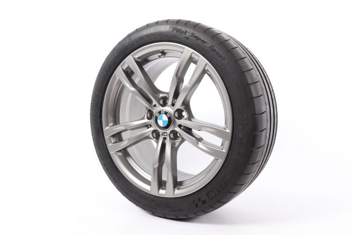 Original BMW 3er F30 F31 / 4er F32 F33 F36 18 Zoll Sommerradsatz