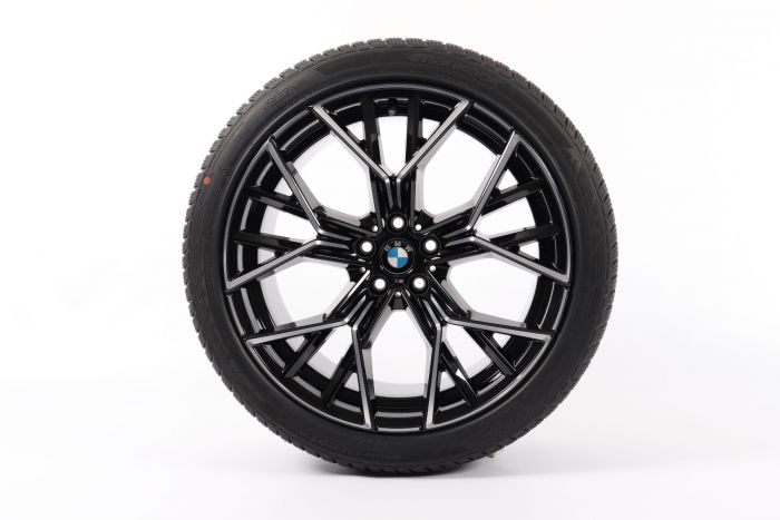 BMW Winterkompletträder M8 F91 F92 F93 20 Zoll Styling 811 M Ster 