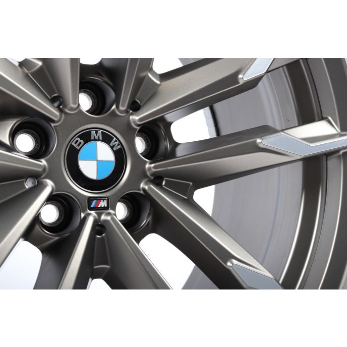 BMW Winterkompletträder Z4 G29 19 Zoll Styling 800 M Doppelspeich