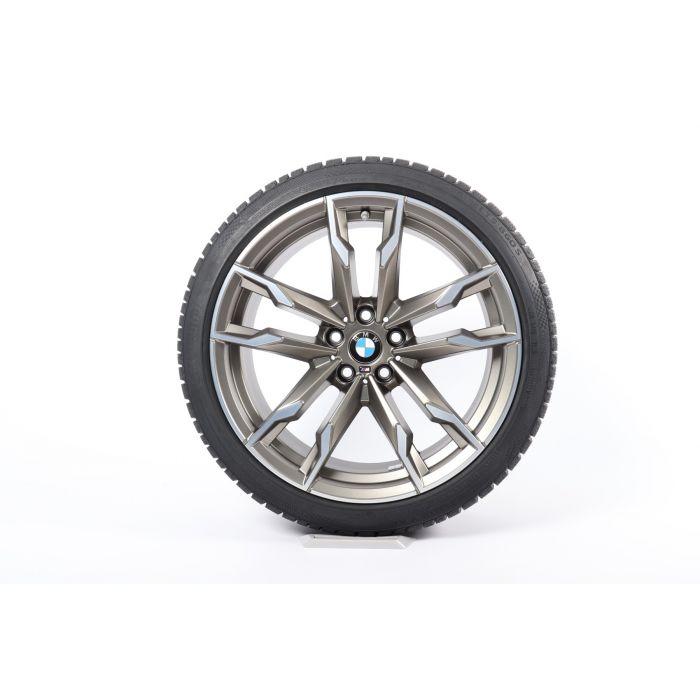 BMW Winterkompletträder Z4 G29 19 Zoll Styling 800 M Doppelspeich