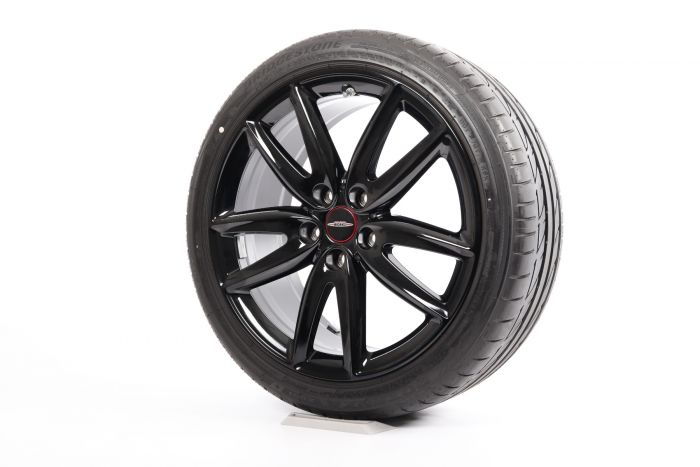 MINI Summer Wheels F54 Clubman 18 Inch Styling JCW Grip Spoke 815