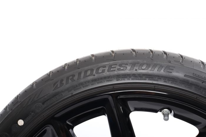 MINI Summer Wheels F54 Clubman 18 Inch Styling JCW Grip Spoke 815