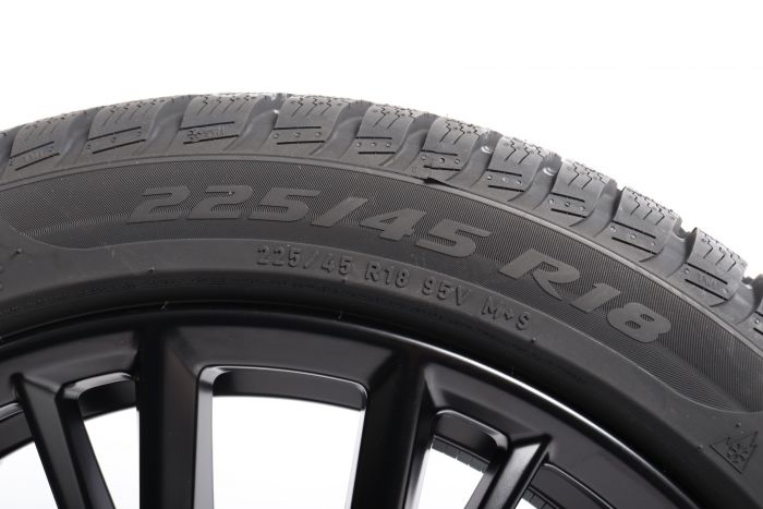 BMW Winterkompletträder 3er G20 G21 18 Zoll 796 M Doppelspeiche 