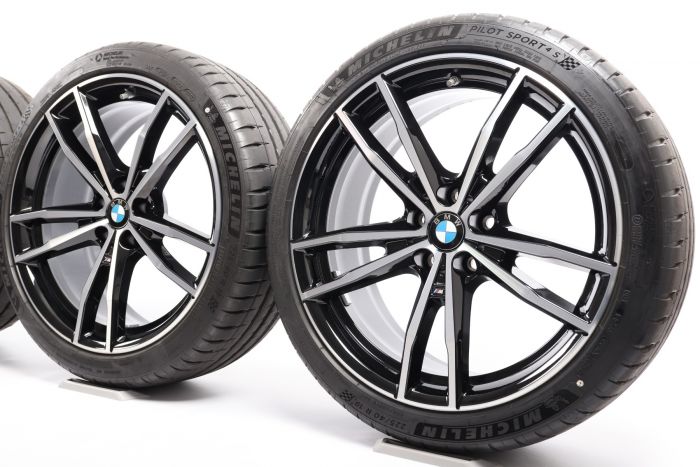 AR Signature 19 BBS LM-R Wheel Set for BMW G20 3 Series Fitment