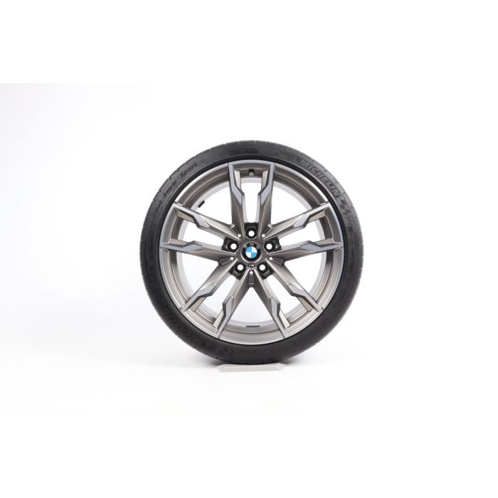 BMW Sommerkompletträder Z4 G29 19 Zoll Styling 800 M Doppelspeich 