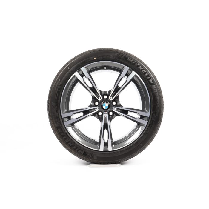 BMW Winterkompletträder M5 F90 M8 F91 F92 F93 19 Zoll Styling 705 