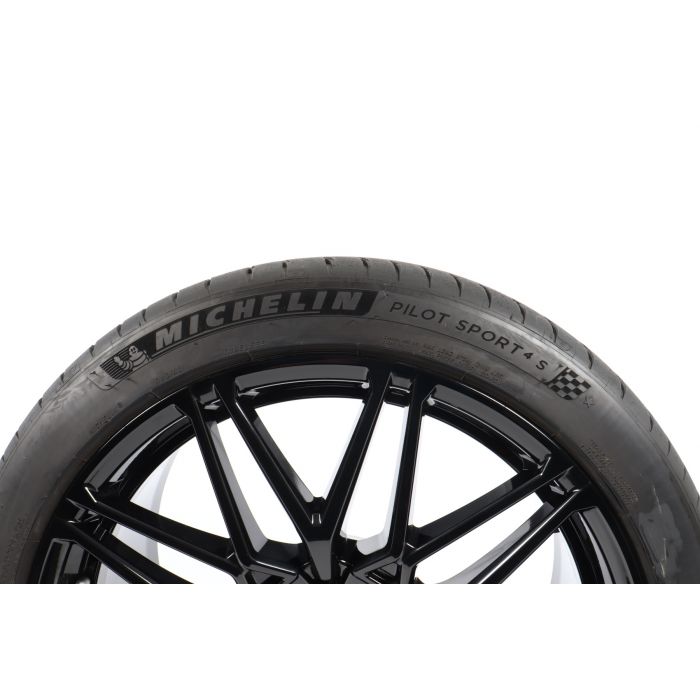 BMW Sommerkompletträder X5M F95 X6M F96 21 & 22 Zoll Styling 818 M  