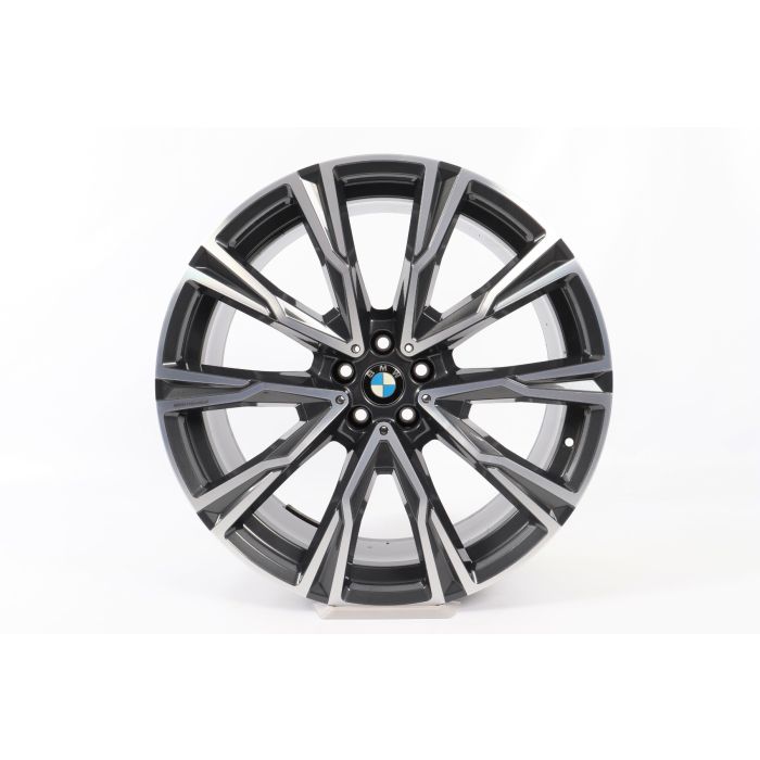 1x Rear axle BMW Alloy Rim X7 G07 22 Inch Styling 758 Y-Speiche main product photo