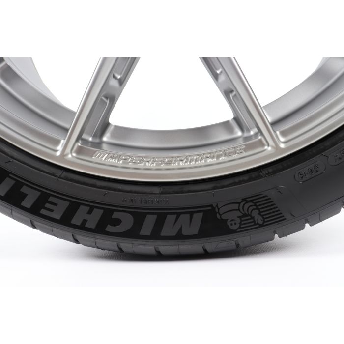 BMW Sommerkompletträder M5 F90 M8 F91 F92 F93 20 Zoll Styling 863 