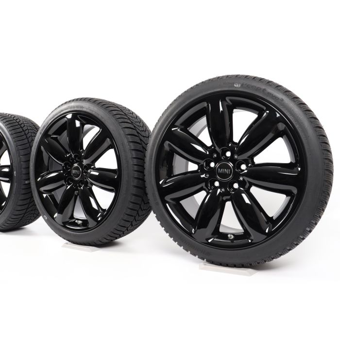 MINI Summer Wheels F54 Clubman 18 Inch Styling Star Spoke 521 main product photo