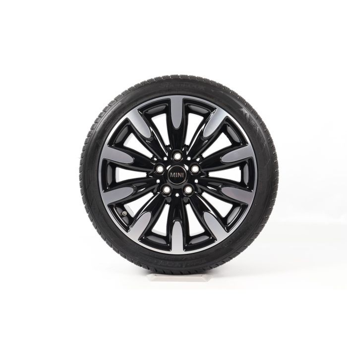 MINI Velgen met Zomerbanden MINI F55 F56 F57 JCW 17 Inch Styling Roulette Spoke 502 main product photo