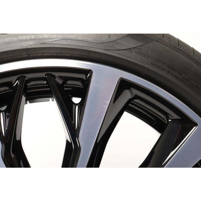 BMW Summer Wheels X1 F48 X2 F39 19 Inch Styling 573 V-Spoke