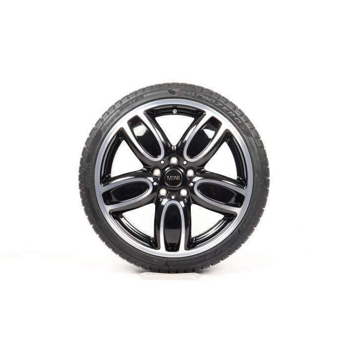 MINI Winter Wheels F56 F55 F57 18 Inch Styling JCW Cup Spoke 2