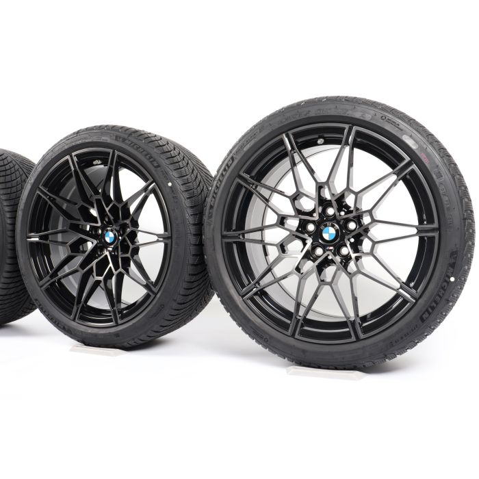 BMW Velgen met Winterbanden M2 G87 M3 G80 G81 M4 G82 G83 19 Inch Styling 826 M Doppelspeiche main product photo