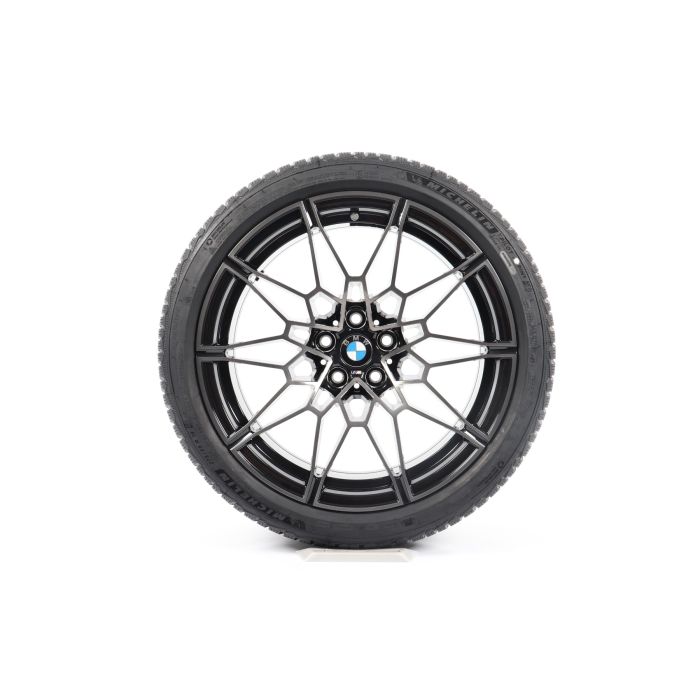 BMW Winterkompletträder M2 G87 M3 G80 G81 M4 G82 G83 19 Zoll Styl