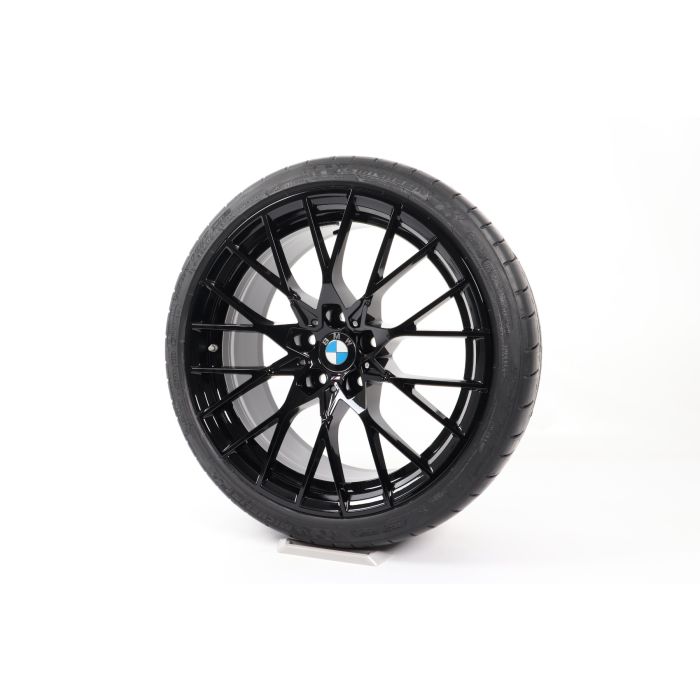 BMW Sommerkompletträder M2 F87 19 Zoll Styling 788 Y-Speiche