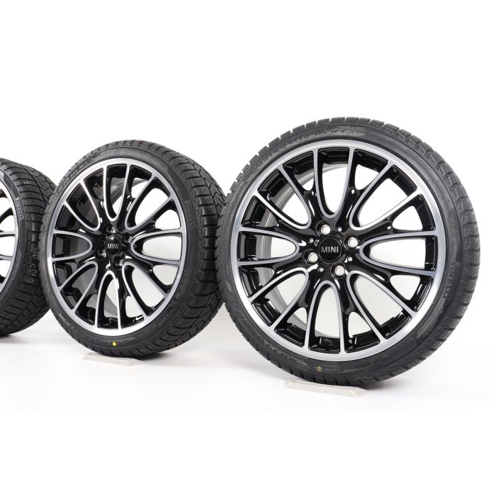 MINI Velgen met Winterbanden R50 R52 R53 R55 Clubman R56 R57 R58 R59 18 Inch Styling JCW Cross Spoke R113 main product photo