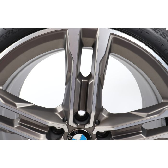 BMW Winterkompletträder 1er F40 2er F44 18 Zoll Styling 556 M Dop