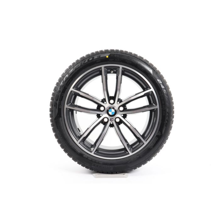 BMW Winterkompletträder 5er G30 G31 8er G14 G15 G16 18 Zoll Styli