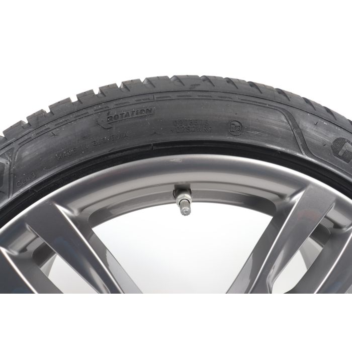 BMW F32/F33/F36
225/45R18 95W XL
ヨコハマ ブルーアース RV03
TWS モータースポーツ RS317 フラットレーシングガンメタ
18インチ 8.0J 5H120
サマータイヤホイールセット5