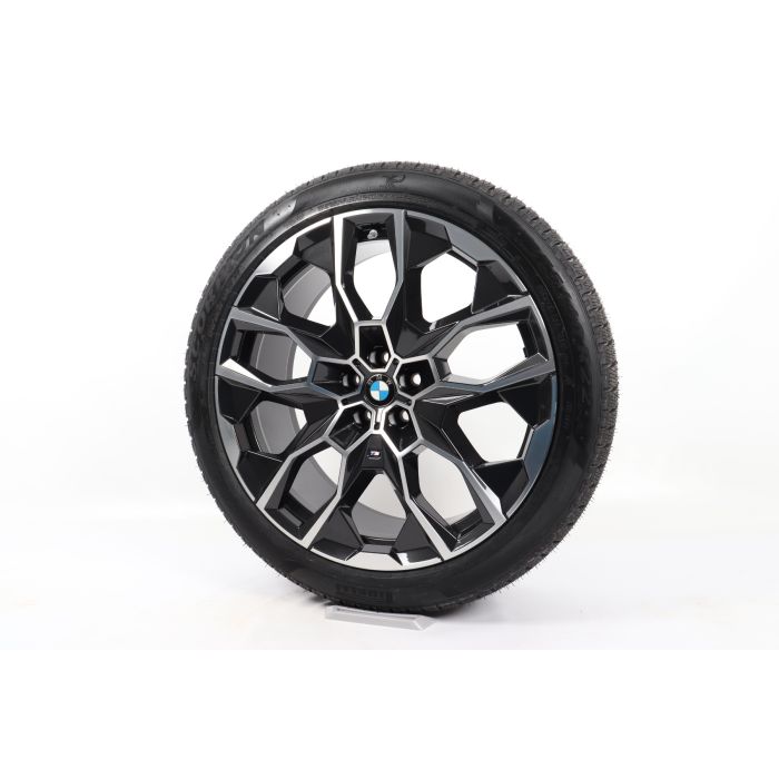 BMW Winterkompletträder X7 G07 22 Zoll Styling 913 M Doppelspeich