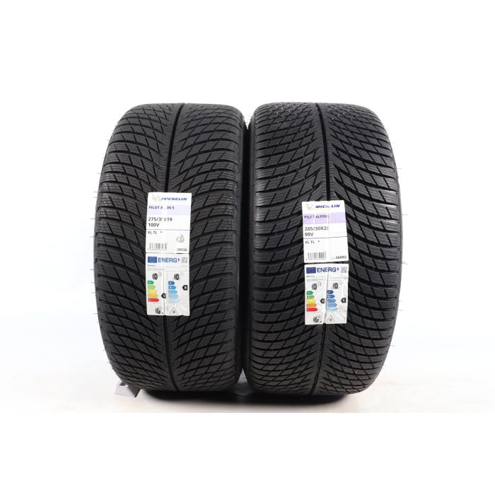 BMW Velgen met Winterbanden M2 G87 M3 G80 M4 G82 G83 19 Inch 20 Inch Styling 825 M Doppelspeiche