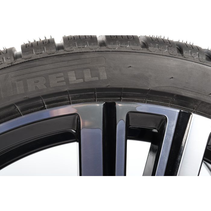 BMW Winterkompletträder 7er G70 21 Zoll Styling 908 M Doppelspeic 