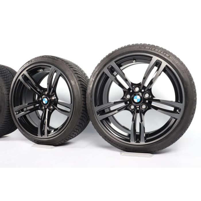 BMW Velgen met Winterbanden M3 F80 M4 F82 F83 19 Inch Styling 437 M Doppelspeiche main product photo