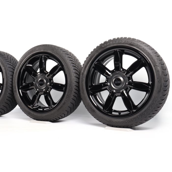 MINI Velgen met Winterbanden R50 R52 R53 R55 Clubman R56 R57 R58 R59 17 Inch Styling Night Spoke 106 main product photo