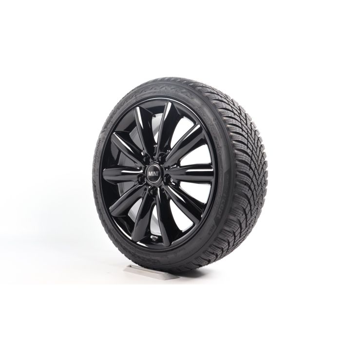 MINI Winterkompletträder F56 F55 F57 17 Zoll Styling Cosmos Spoke