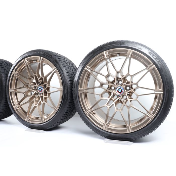 BMW Sommerkompletträder M2 G87 M3 G80 G81 M4 G82 G83 19 Zoll Styling 826 M Doppelspeiche main product photo