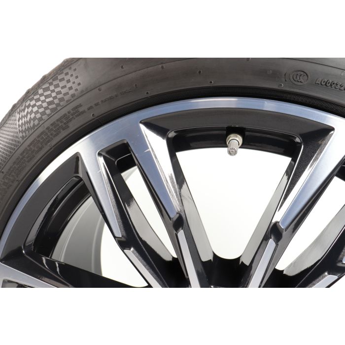 BMW Winterkompletträder 5er G60 G61 i5 G60 G61 19 Zoll Styling 93 