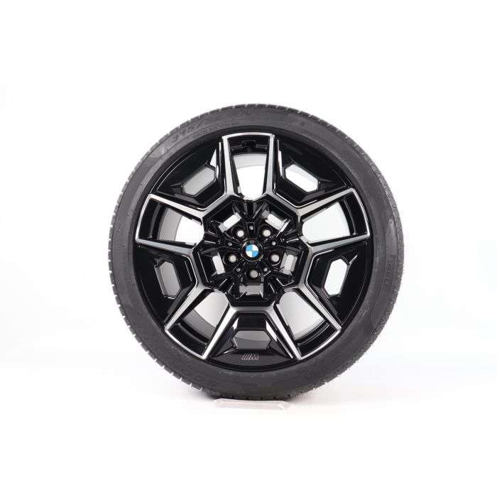 BMW Winterkompletträder XM G09 22 Zoll Styling 922 M Doppelspeich