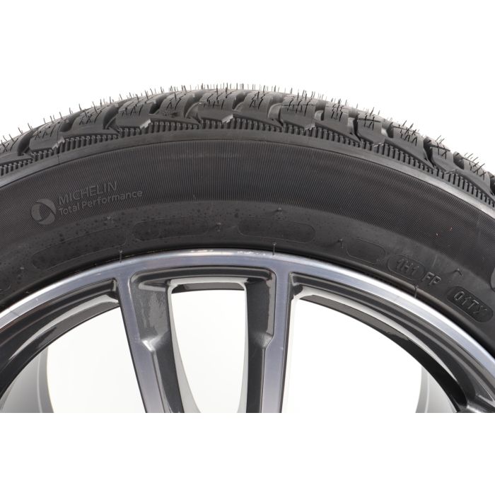 BMW Winterkompletträder 5er G30 G31 18 Zoll Styling 662 M Doppels