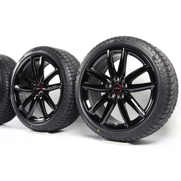 MINI Velgen met Winterbanden F54 Clubman 18 Inch Styling JCW Grip Spoke 815 main product photo