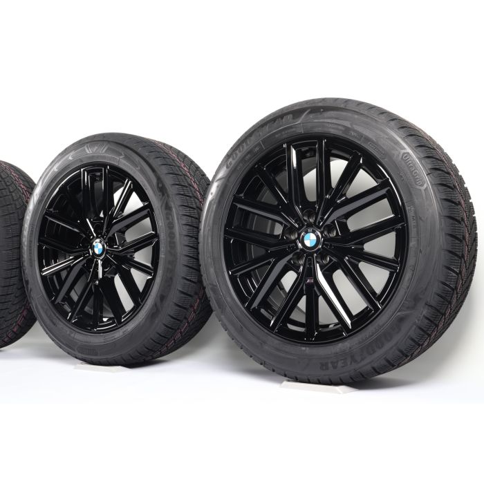 BMW Velgen met Winterbanden X1 U11 iX1 U11 X2 U10 iX2 U10 18 Inch Styling 838 M Doppelspeiche main product photo
