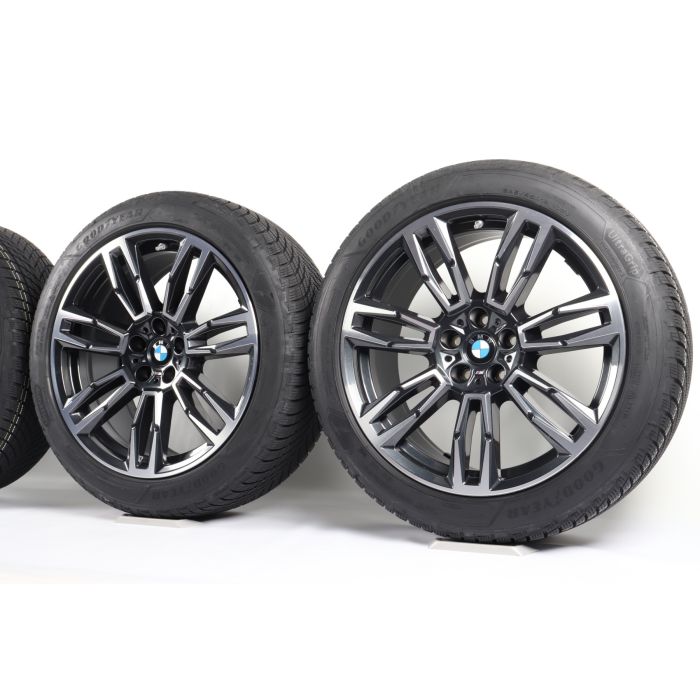 BMW Velgen met Winterbanden 5 Serie G60 G61 i5 G60 19 Inch Styling 935 M Doppelspeiche main product photo