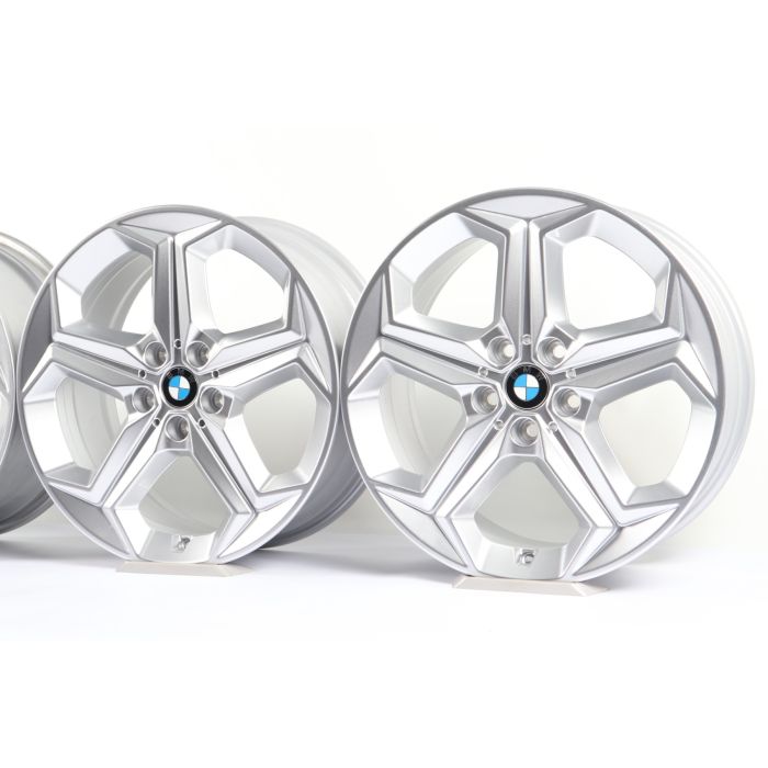 4x BMW Velgen X1 U11 iX1 U11 X2 U10 iX2 U10 18 Inch Styling 865 Sternspeiche main product photo