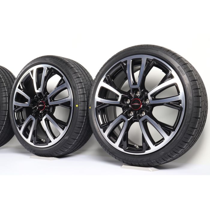 MINI Sommerkompletträder F56 F55 F57 18 Zoll Styling JCW Circuit Spoke 902 main product photo