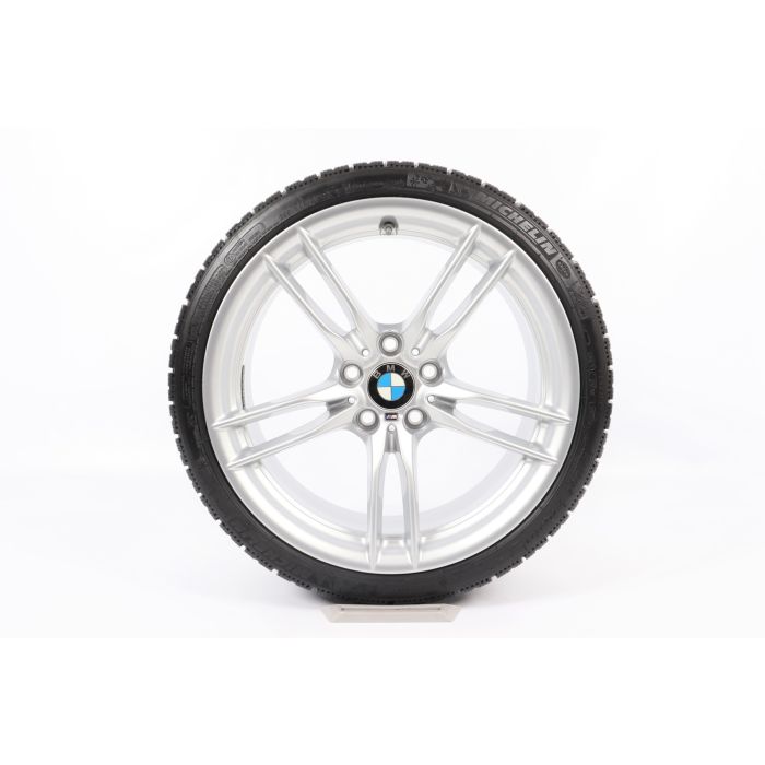 BMW Winterkompletträder M2 F87 19 Zoll Styling 641 M Doppelspeich
