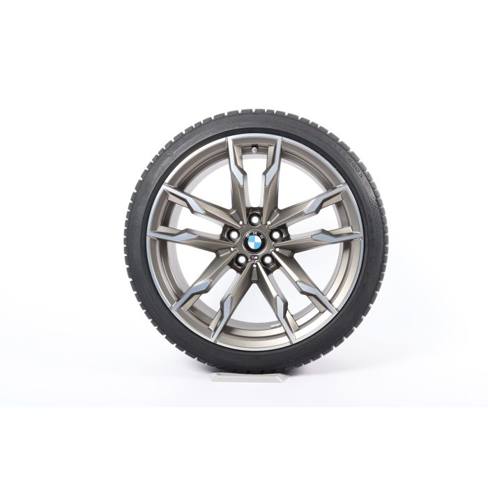 BMW Winterkompletträder Z4 G29 19 Zoll Styling 800 M Doppelspeich