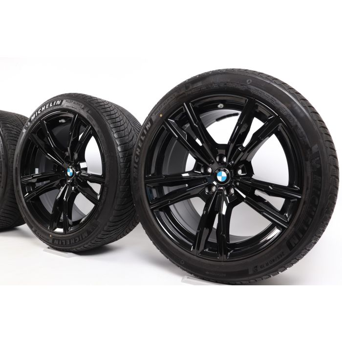 BMW Velgen met Winterbanden M8 F91 F92 F93 19 Inch Styling 812 M Dubbelspaak main product photo