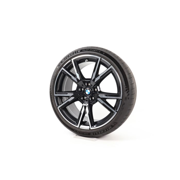 BMW Sommerkompletträder 2er G42 19 Zoll Styling 893 M Doppelspeiche