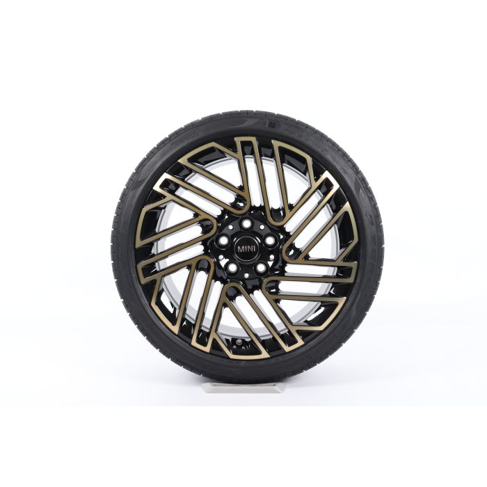 MINI Summer Wheels F54 Clubman 18 Inch Styling Untold Spoke 665